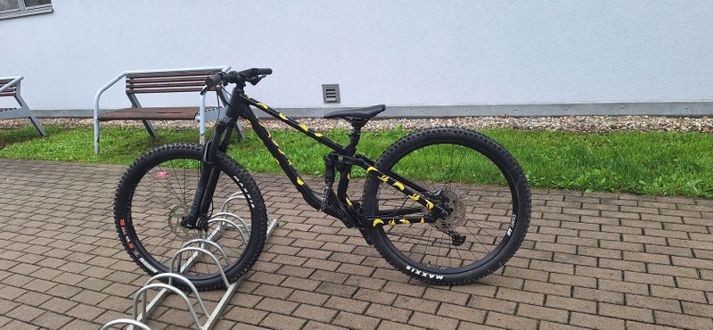 Norco fluid A4 velikost M 2023