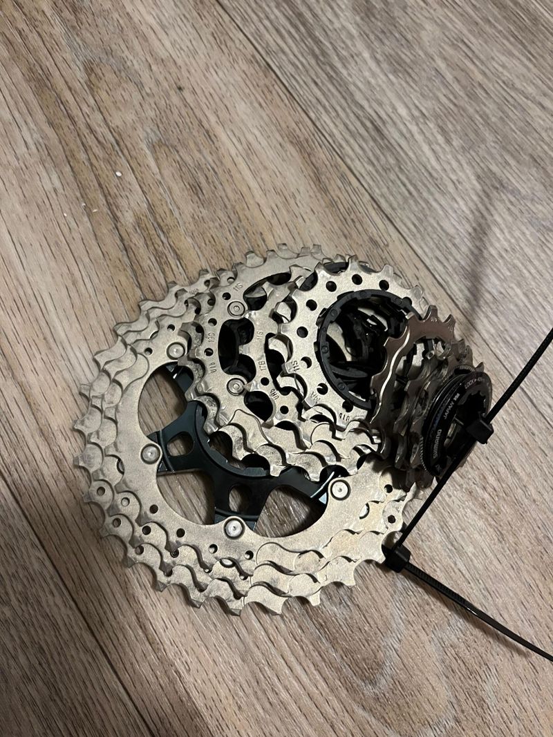 Prodám 11st. kazetu Shimano Ultegra R8000 11/30