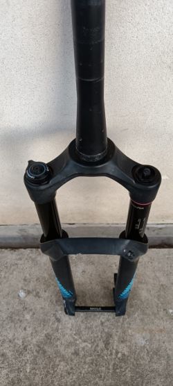 Vidlice Rock Shox Sector RL air, 15x110mm, tapered, 130mm