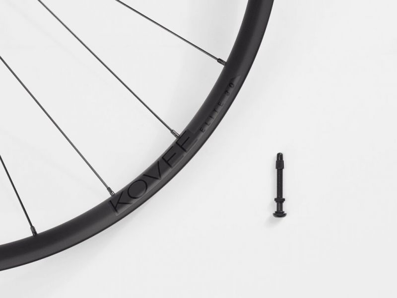 Bontrager Kowee 30 Elite carbonová kola
