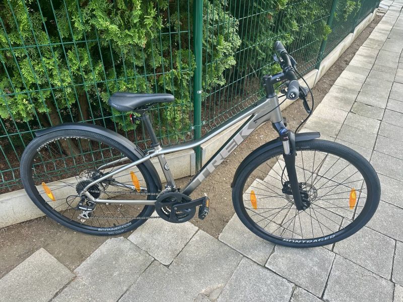 Trek Dual Sport 2