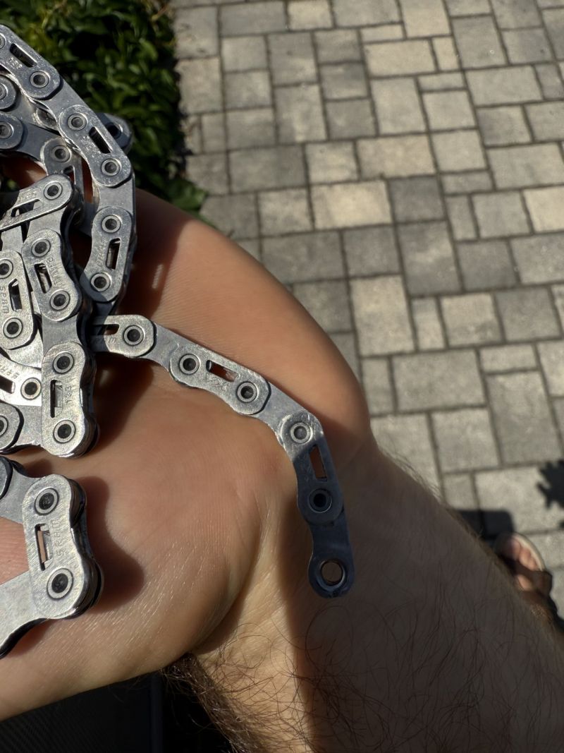 SRAM Force Wide DUB kliky 170 mm 40T + voskovaný T-Type řetěz – skvělý stav