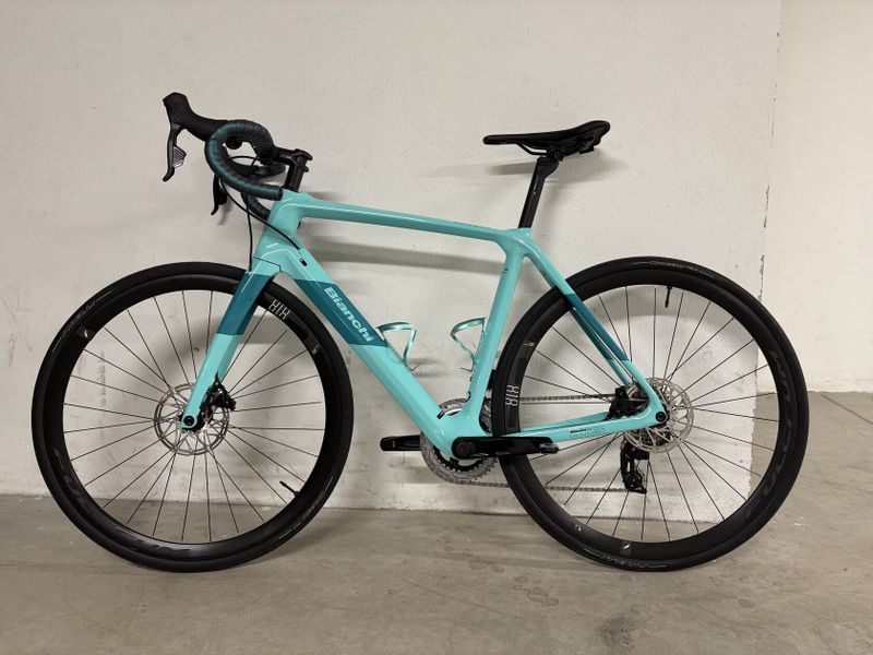BIANCHI INFINITO CV DISC RIVAL ETAP AXS 2023 CELESTE