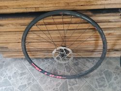 Zapletená gravel kola CUBE RA 0.8 CX