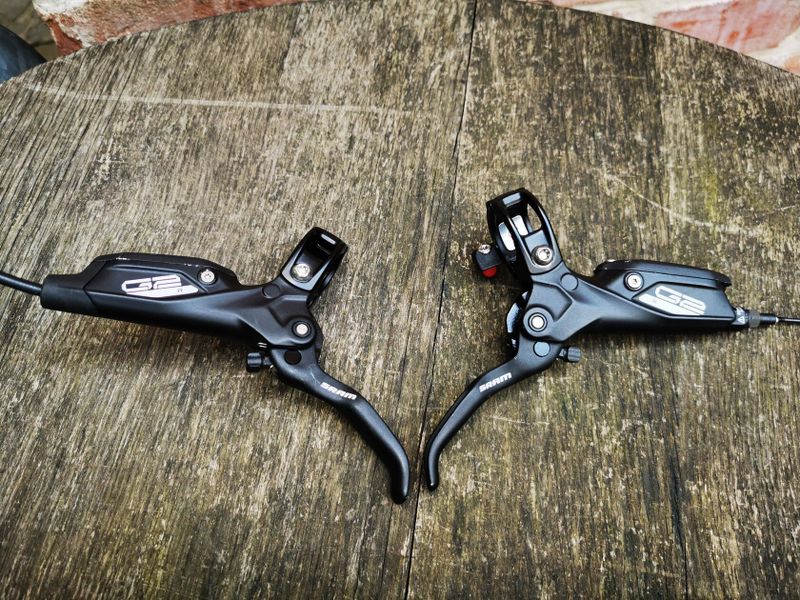 SRAM G2 R 