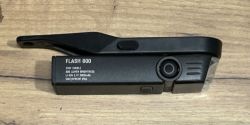 Canyon Flash 800 s držákem na cyklokomputer