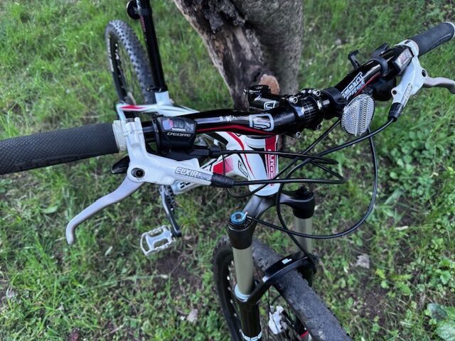 Scott scale 50, 26", rám XS