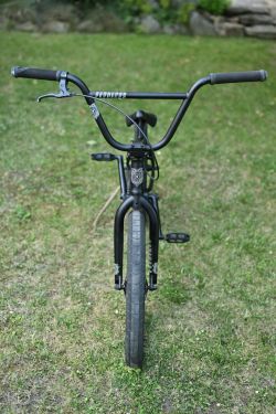 Freestyle BMX kolo - FLY BIKES Electron 20.5" RHD - Flat Black