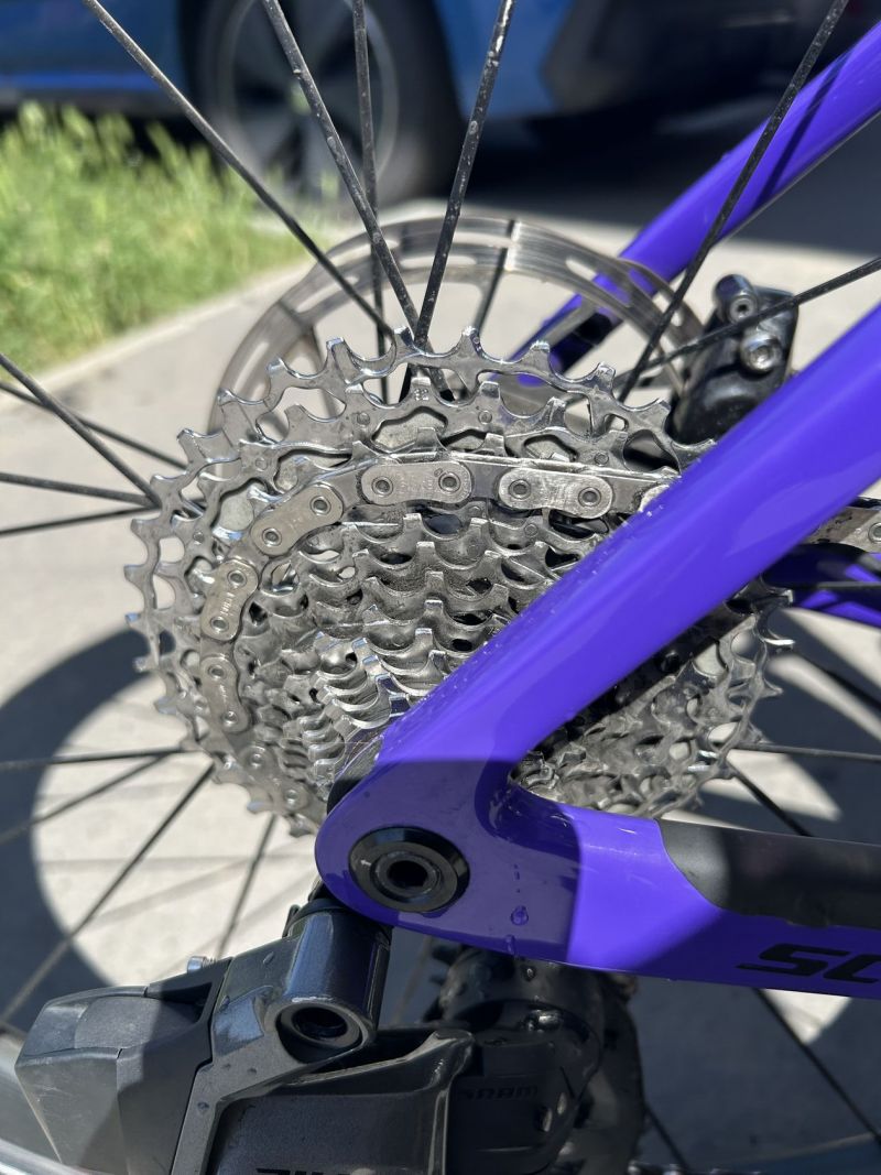Gravel bezdrátová sada SRAM Rival AXS 2x12 