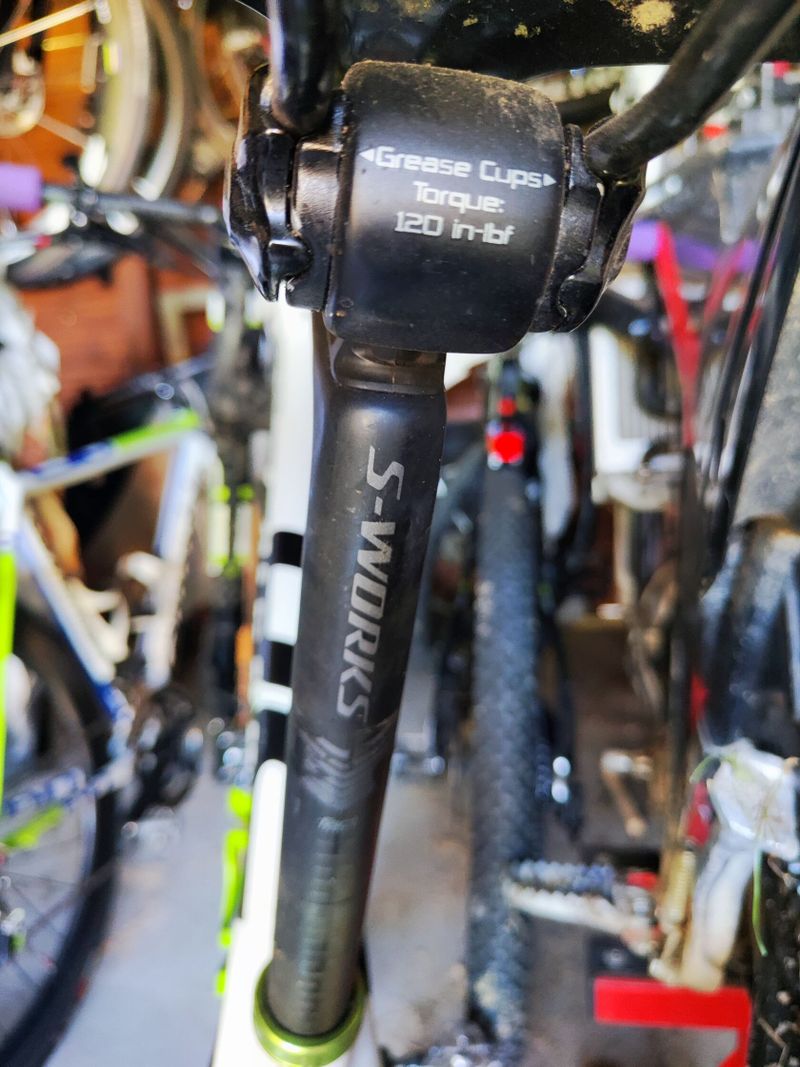 Gravel Cannondale Topstone carbon Neo Lefty