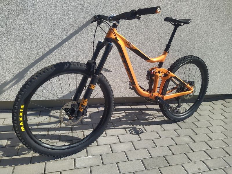 Kolo Giant Reign 1.5 GE vel. M, rok 2019, TOP STAV
