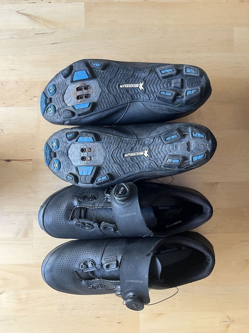 Shimano XC7, dva páry, velikost 45