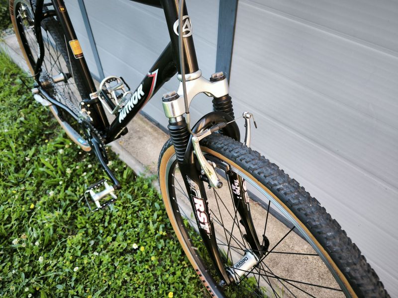 Author Airline 22" Shimano XT