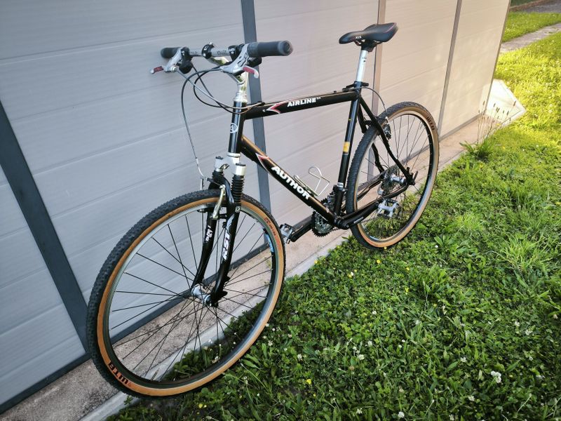 Author Airline 22" Shimano XT