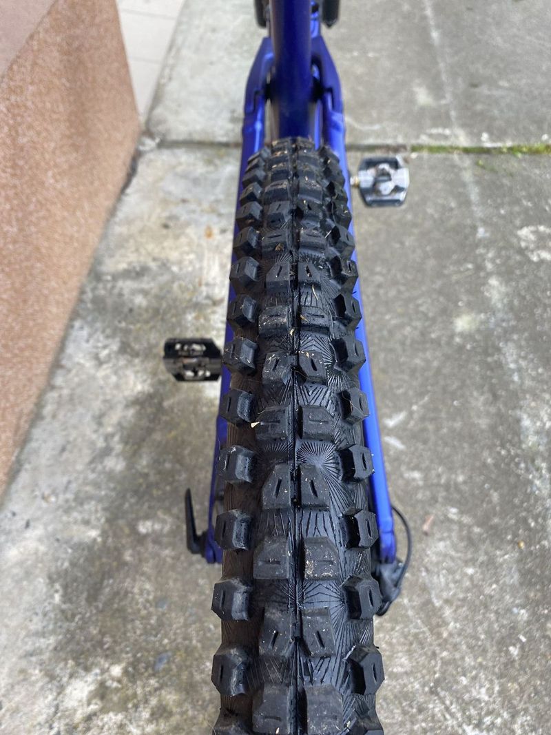 Trek slash 8 