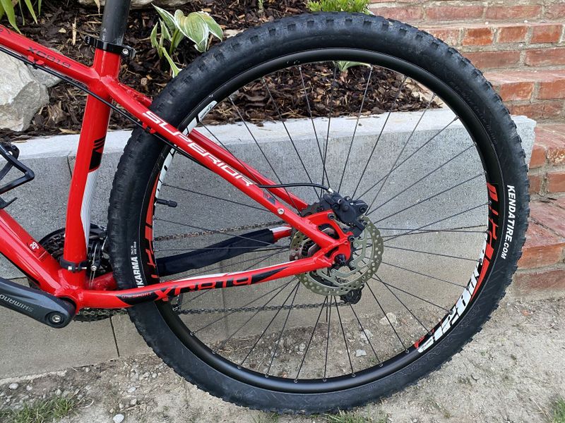 Superior xc 819 vel. S