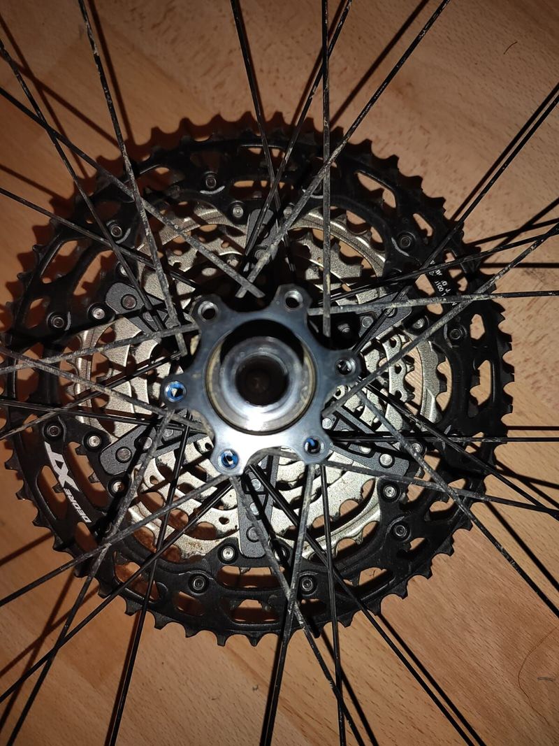 Zapletená kola 27,5" DT Swiss