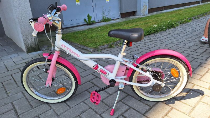 Dívčí kolo Btwin bílé
