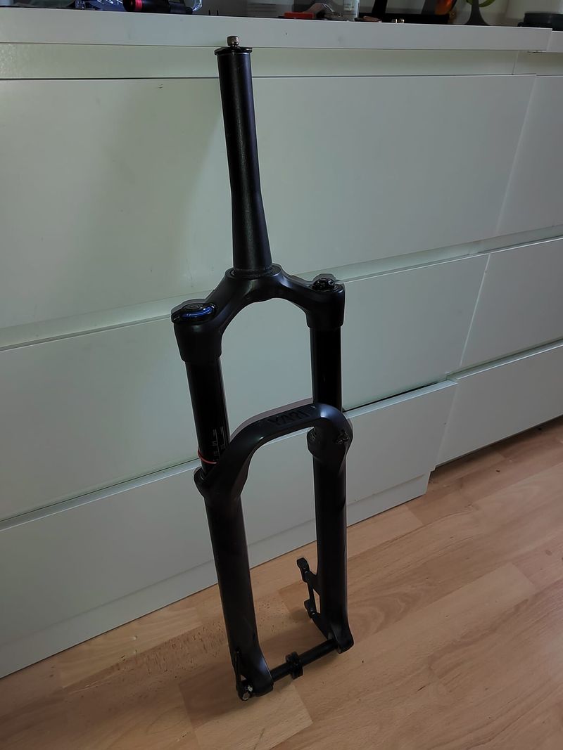 Rock Shox Yari 140mm