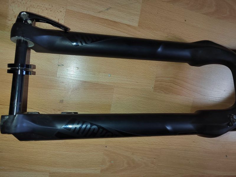 Rock Shox Yari 140mm