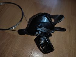 Prodám přehazovačku sram GX 11 rychlostní + řadicí páčka GX