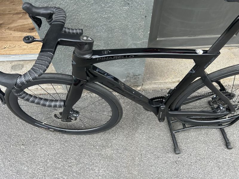 Pinarello Dogma F 12 faktura k dispozici