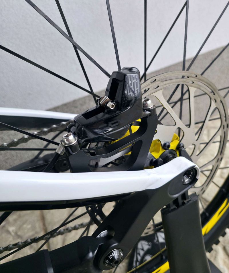 Downhill kolo Canyon Sender CF 9.0 Team Carbon 2018 27.5"