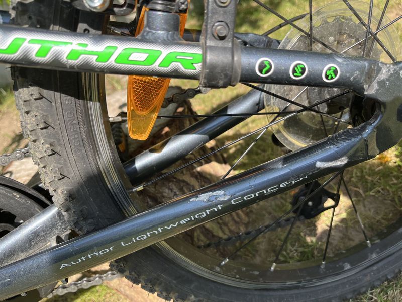Athor Cosmic 20"
