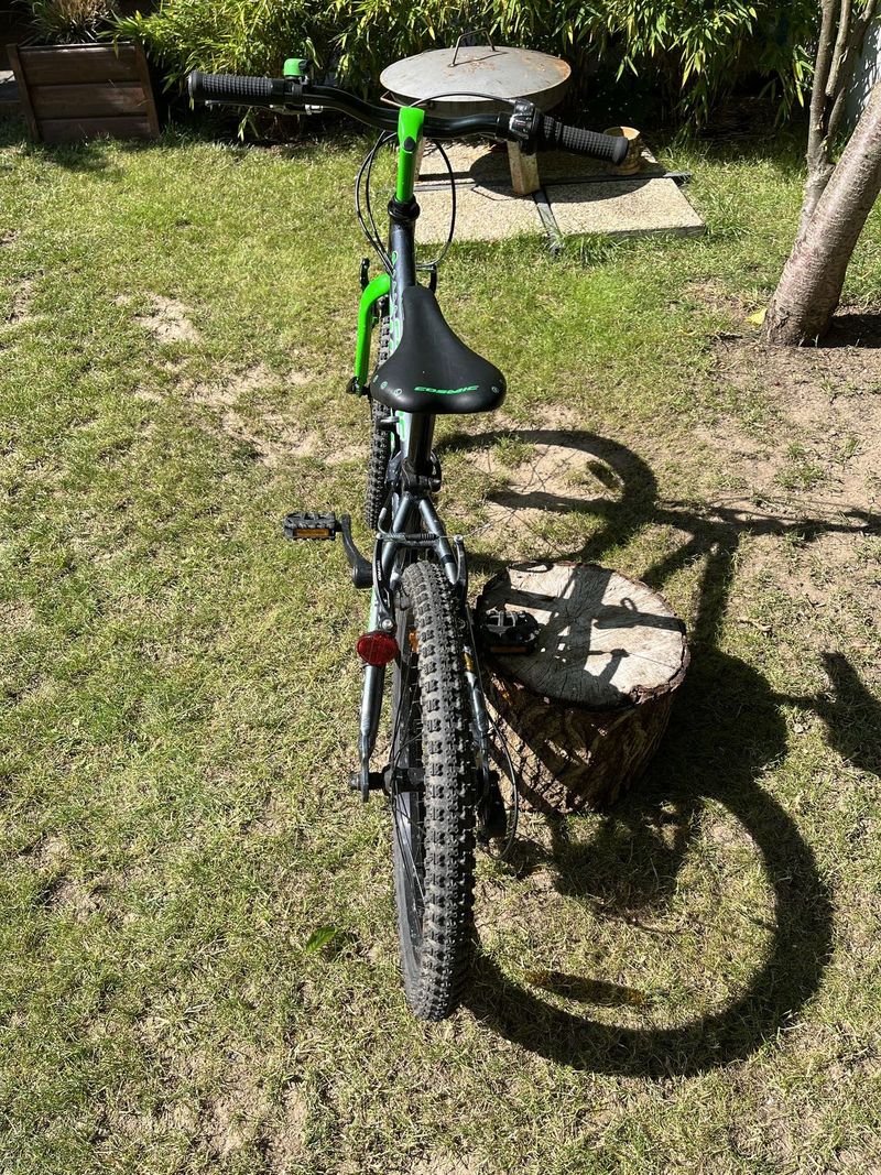Athor Cosmic 20"
