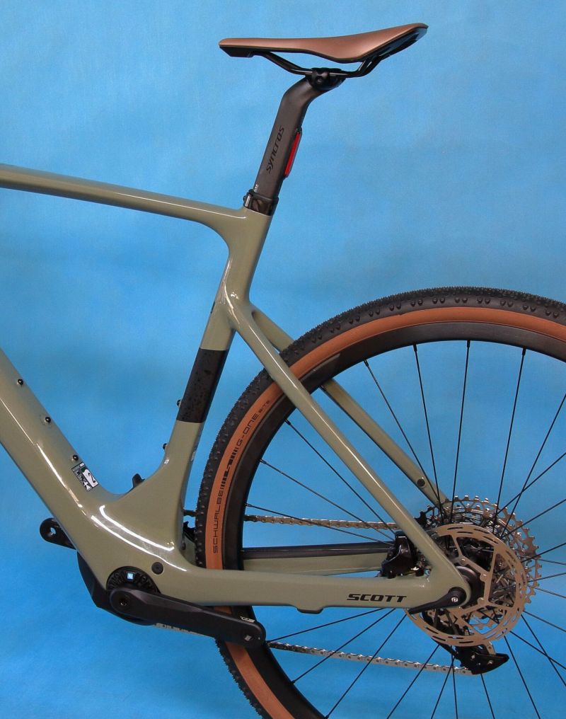 SCOTT Solace Gravel eRide 20 2025 - atraktivní karbonový elektro gravel – NOVÝ