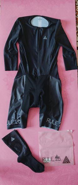 Kombinéza Rule 28 Nebo Road Suit + ponožky a base layer