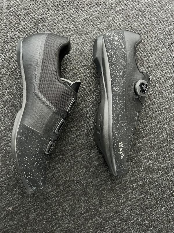 Fizik Tempo Overcurve R4 Black/Les Classiques