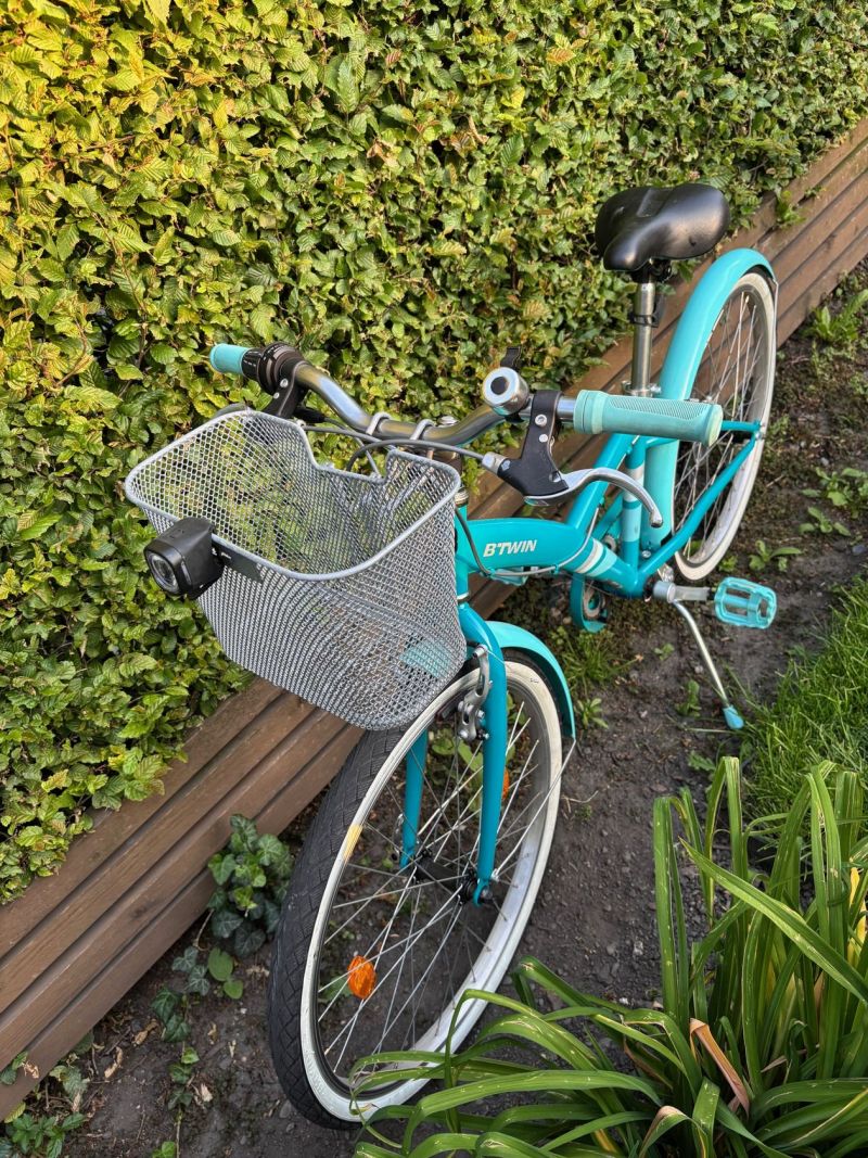 Prodám dětské 24" městské kolo BTWIN 500 – jako nové