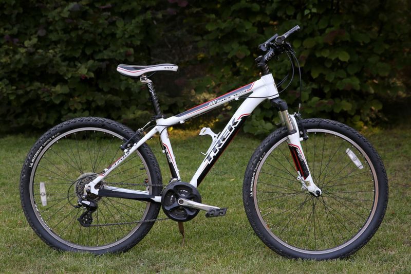 Trek 3700 series 3, vel 16" / kola 26"
