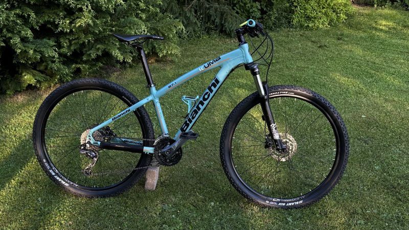 Kultovní "celeste" pro juniora