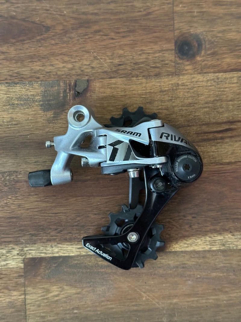 SRAM přehazovačka Rival1 Type 3.0 11s střední vodítko