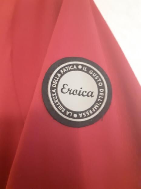 Prodám nový cyklo dres Santini L' Eroica, velikost XXL, dovoz Itálie, PC 110 euro, cena 1890 Kč.