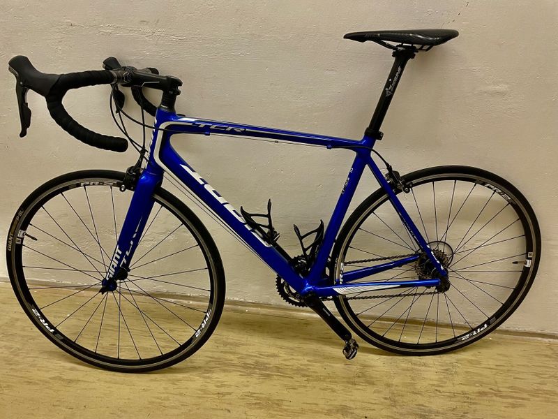 Silniční kolo GIANT TCR 0 2016