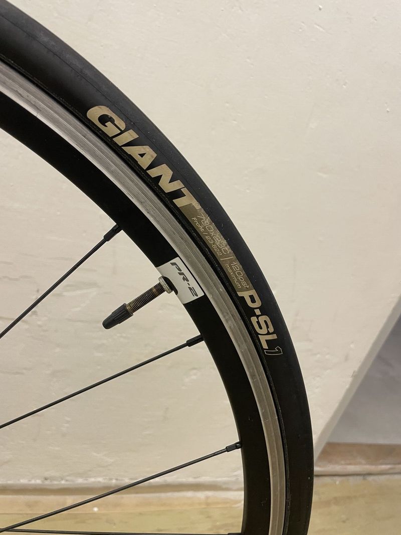 Silniční kolo GIANT TCR 0 2016