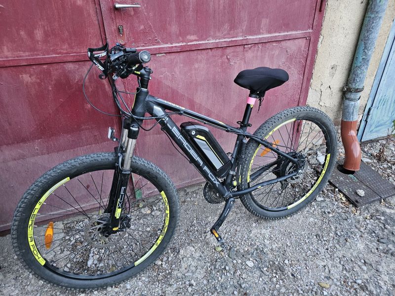 Elektrokolo LeaderFox 27.5" velikost S, velké LCD, 500 baterie