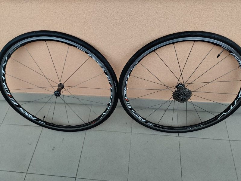 Cannondale Synapse - karbon | Shimano Dura-Ace | Dura-Ace C35 kola | vel. XL