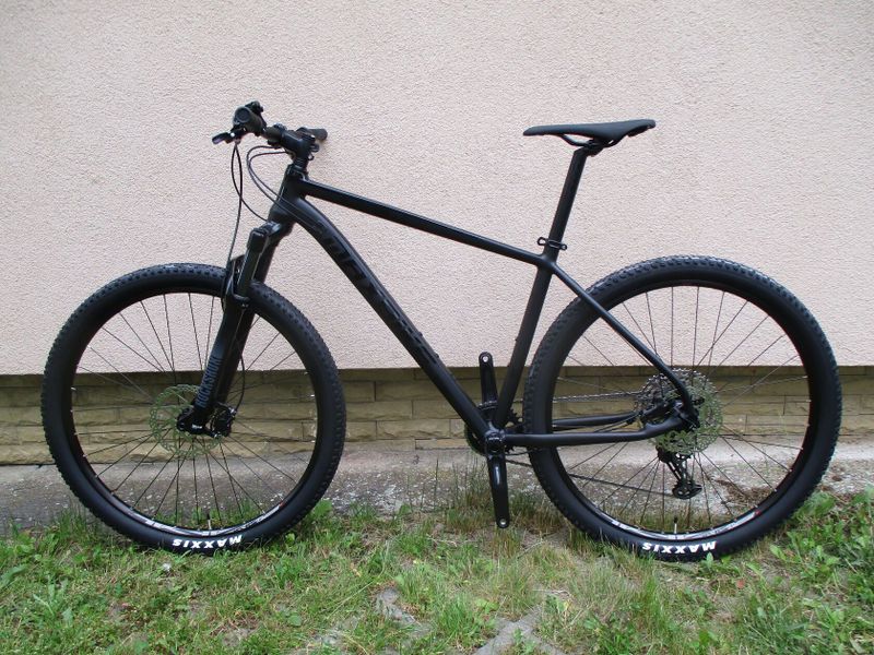 Nové 19" kolo na rámu Maxbike M909 19", SLX/Deore 1x12, vzduch. vidlice Rock Shox Recon