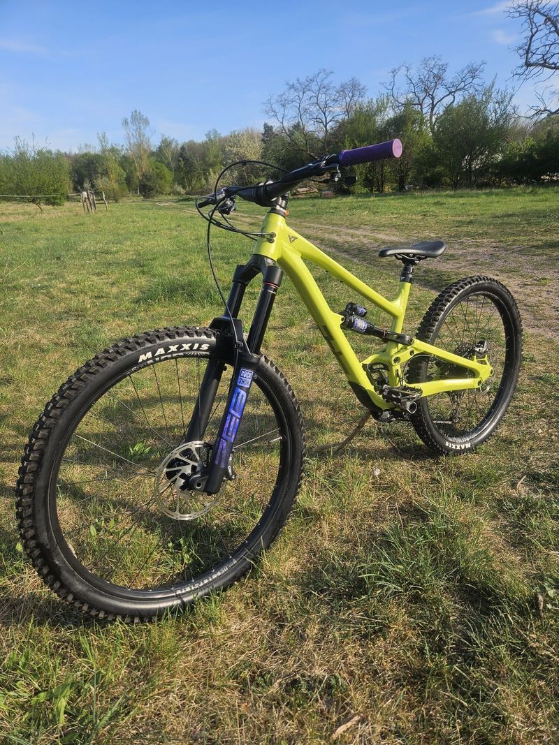 Enduro YT Capra Core 1 2024 – velikost M