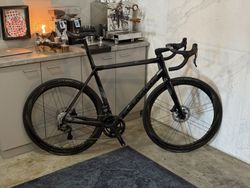 Colnago C64 / Campy SuperRecord EPS / Bora WTO 45