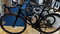 Cinelli Saeta xs celokarbon