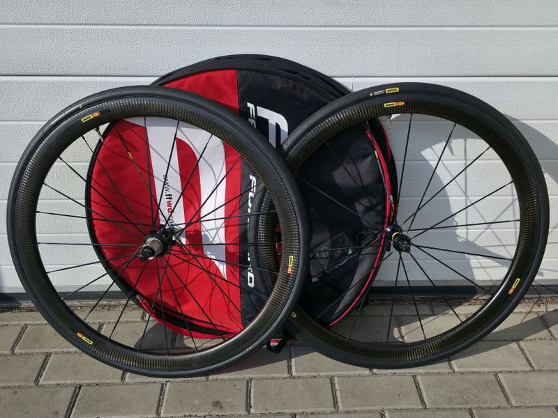 Mavic Cosmic Pro Carbon SL UST rim brakes, obal, špalky 
