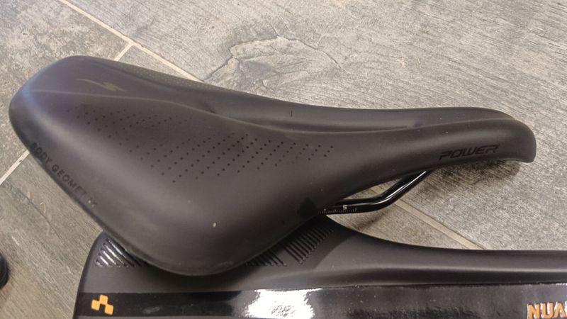 sedla cyklo SQlab FIZIK SPACIALIZED BONTRAGER PROLOGIO