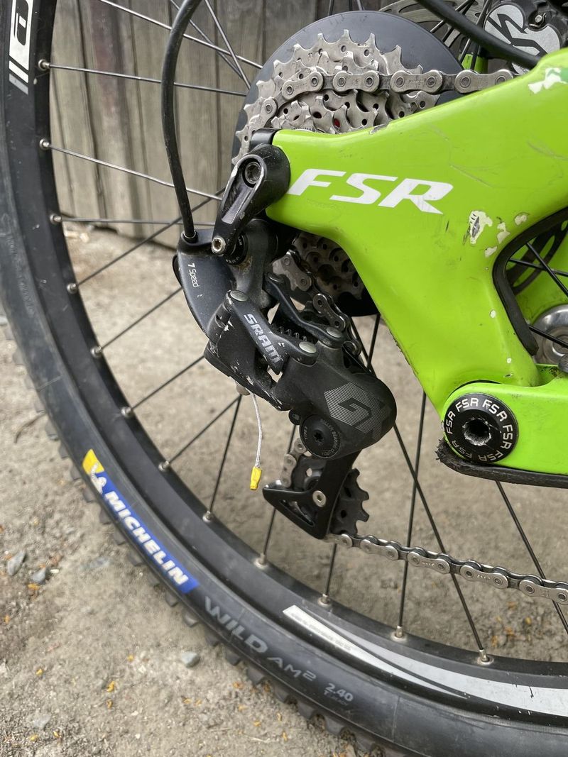 Specialized demo 8 