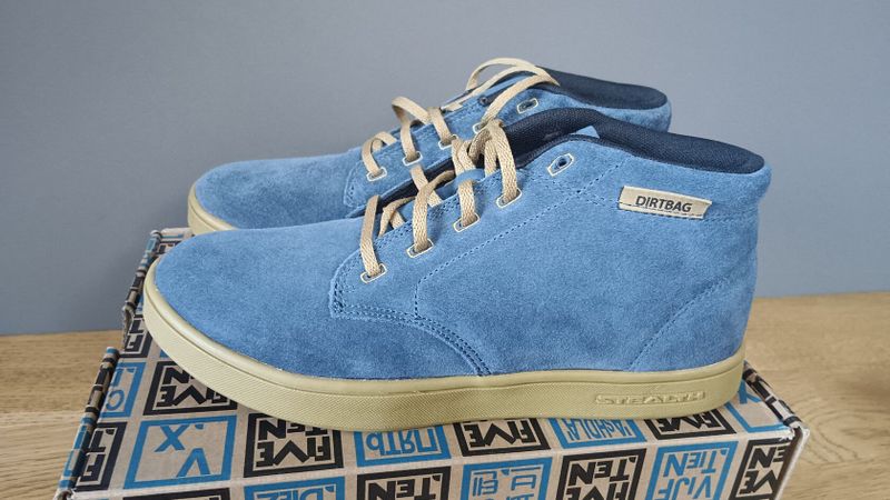 cyklistické boty Five Ten Dirtbag Rich Blue vel.39 Nové