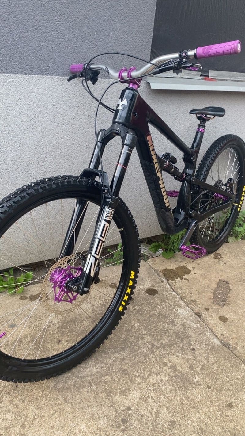 Nukeproof 290 Carbon 